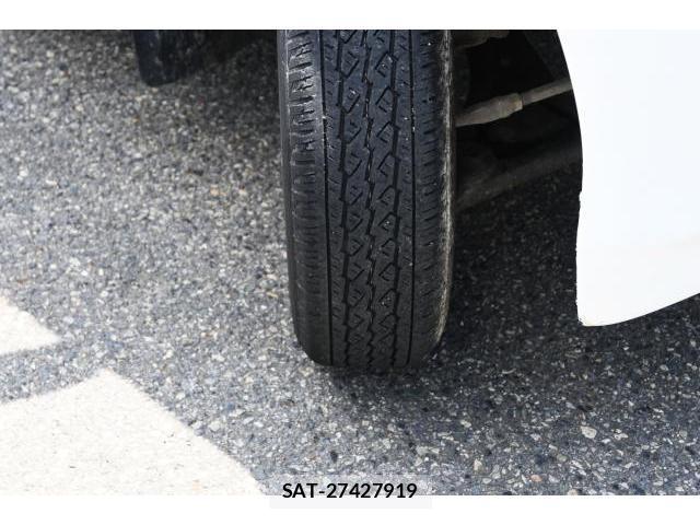 Daihatsu HIJET CARGO 2015-11 7937000-18