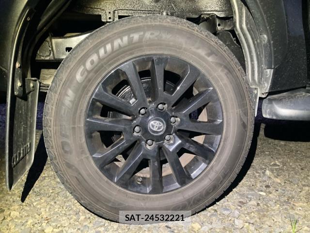 Toyota HILUX 2019-01 7934771-10
