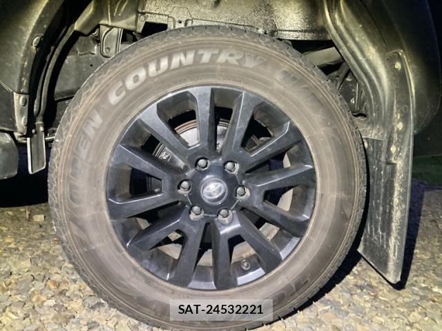 Toyota HILUX 2019-01 7934771-7