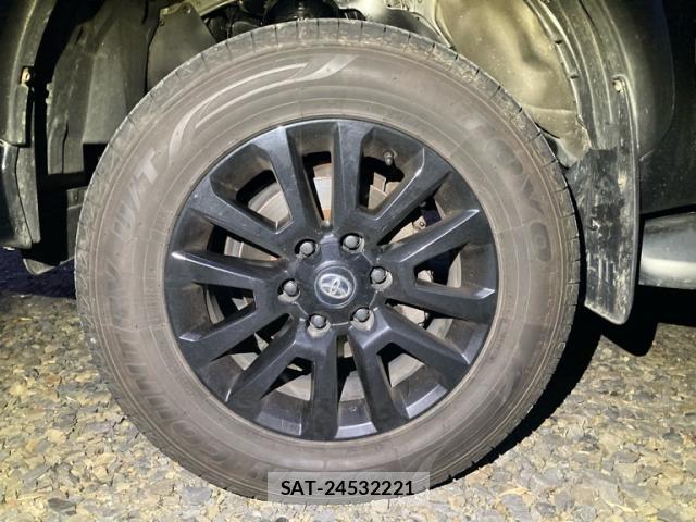 Toyota HILUX 2019-01 7934771-8