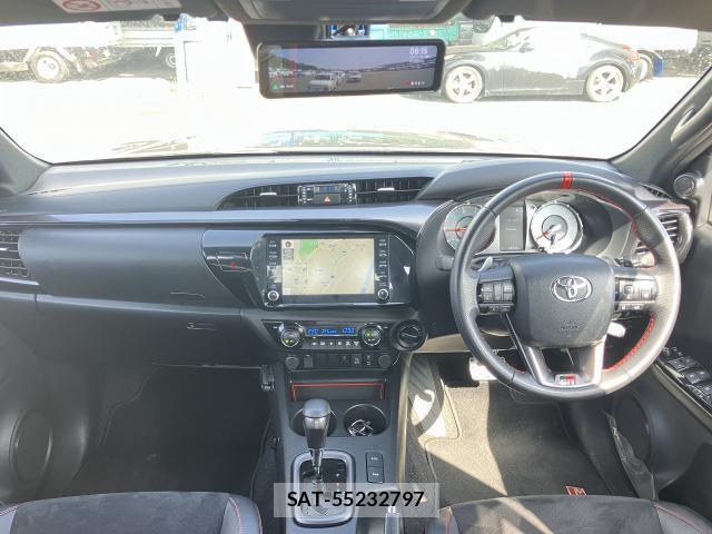 Toyota HILUX 2022-11 7936805-2