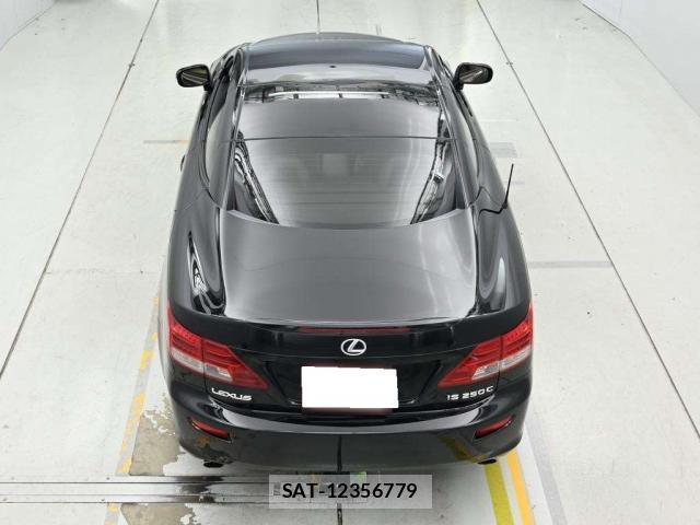 Lexus IS 2009-06 7936137-10