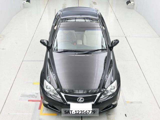 Lexus IS 2009-06 7936137-11