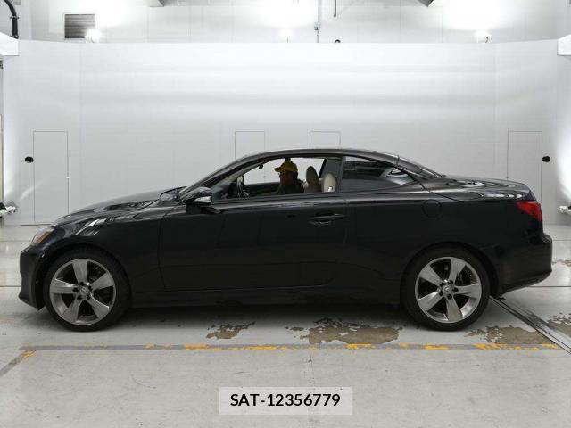 Lexus IS 2009-06 7936137-9