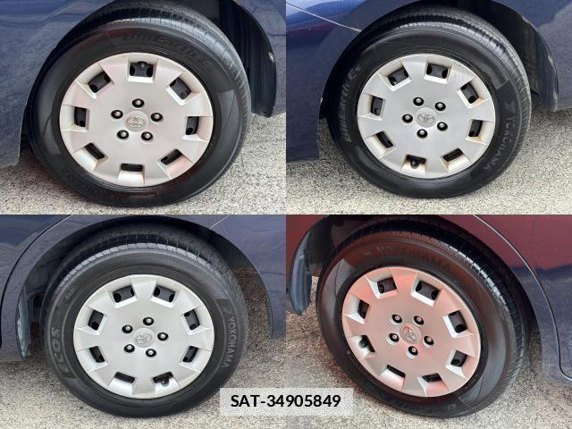 Toyota ISIS 2013-12 7935025-7