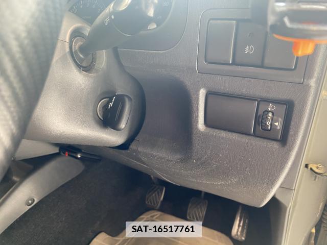 Suzuki JIMNY 2005-11 7936443-12