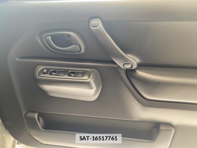 Suzuki JIMNY 2005-11 7936443-13