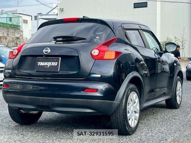 Nissan JUKE 2012-05 7935159-1