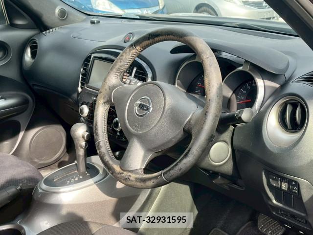 Nissan JUKE 2012-05 7935159-2