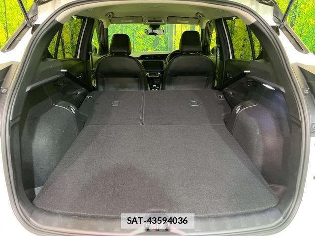 Nissan KICKS 2021-08 7935092-9