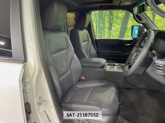 Toyota Land Cruiser 250 2024-11 7934127-7