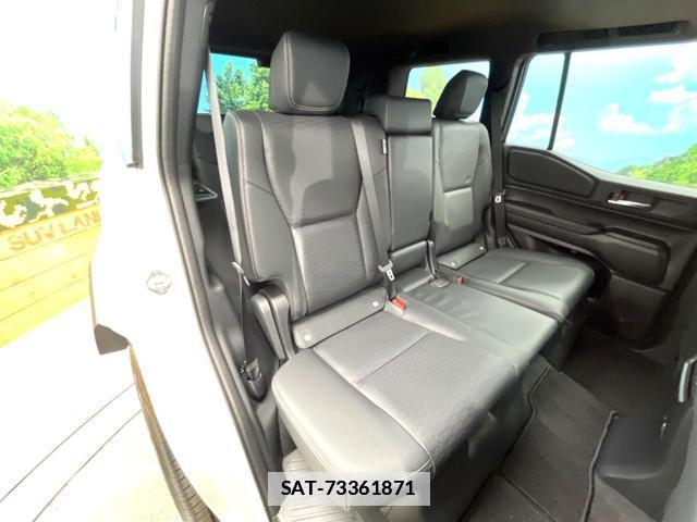 Toyota Land Cruiser 250 2024-11 7935586-8