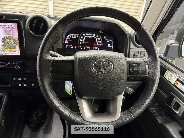 Toyota Land Cruiser 70 2025-03 7935911-16