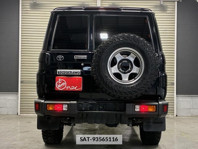 Toyota Land Cruiser 70 2025-03 7935911-6