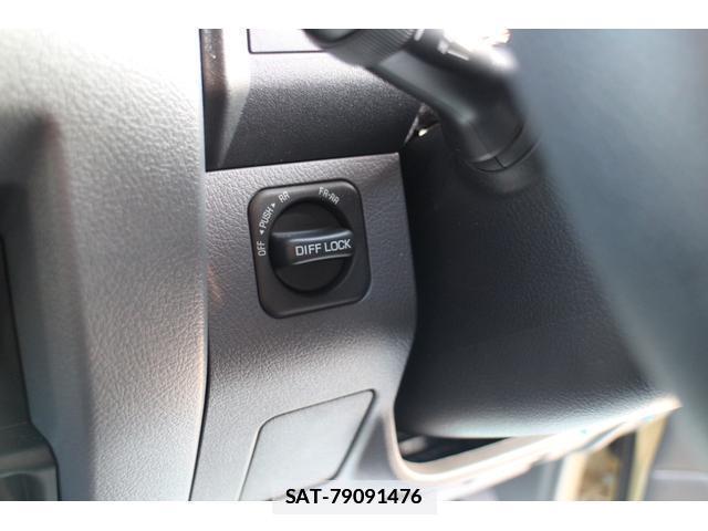 Toyota Land Cruiser 70 2025-07 7936034-18