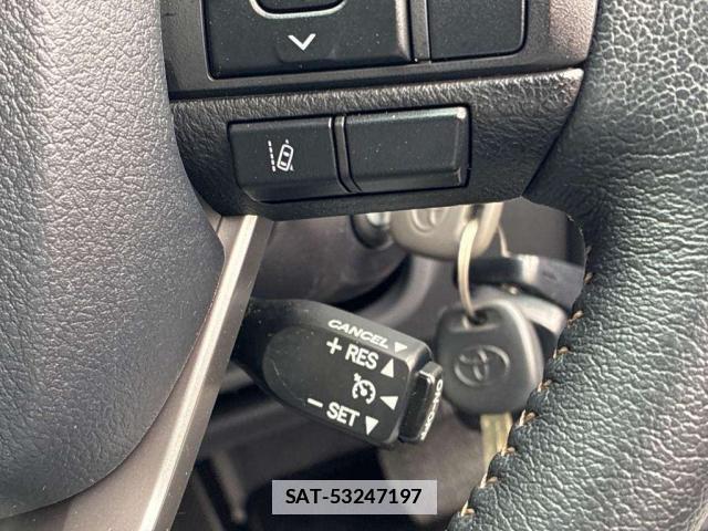Toyota Land Cruiser 70 2025-02 7936308-10