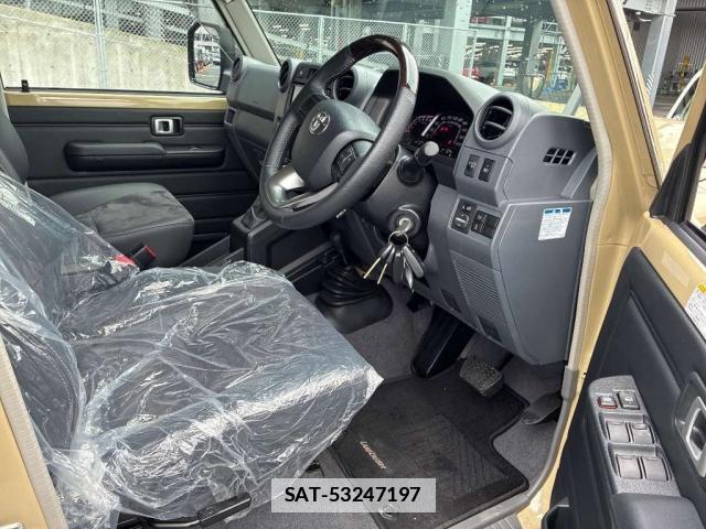 Toyota Land Cruiser 70 2025-02 7936308-11