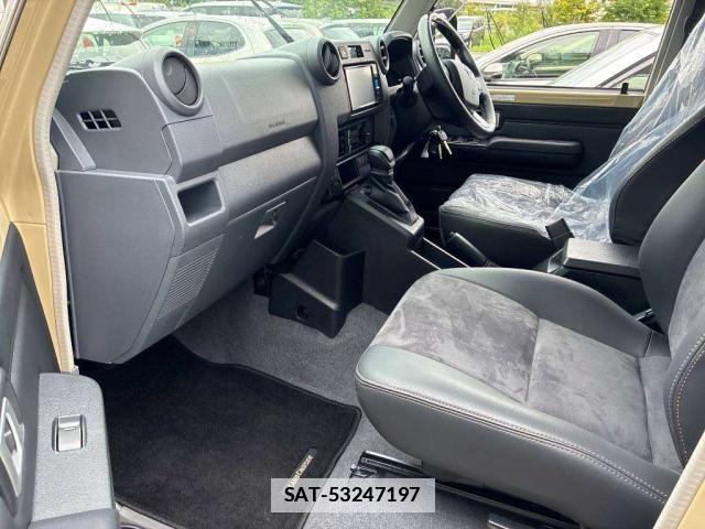 Toyota Land Cruiser 70 2025-02 7936308-5
