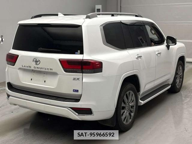 Toyota LAND CRUISER 2023-10 7933870-1