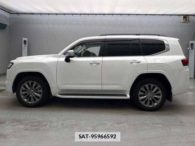 Toyota LAND CRUISER 2023-10 7933870-14