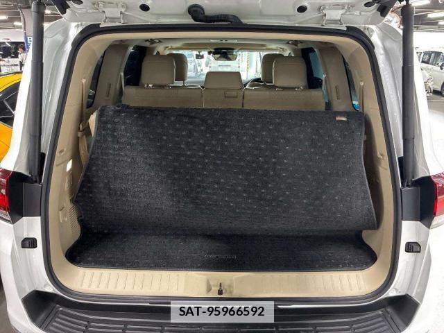 Toyota LAND CRUISER 2023-10 7933870-7