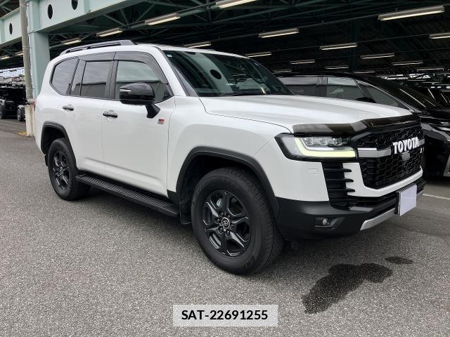 Toyota LAND CRUISER 2023-04 7936826-0