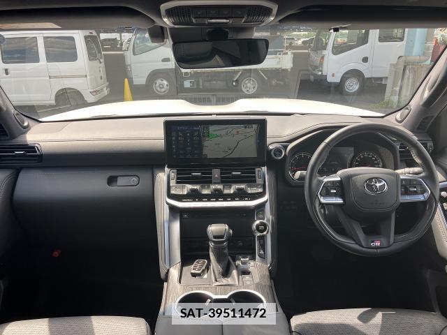 Toyota LAND CRUISER 2023-05 7936829-2