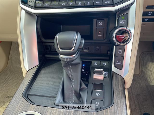 Toyota LAND CRUISER 2025-05 7936945-10