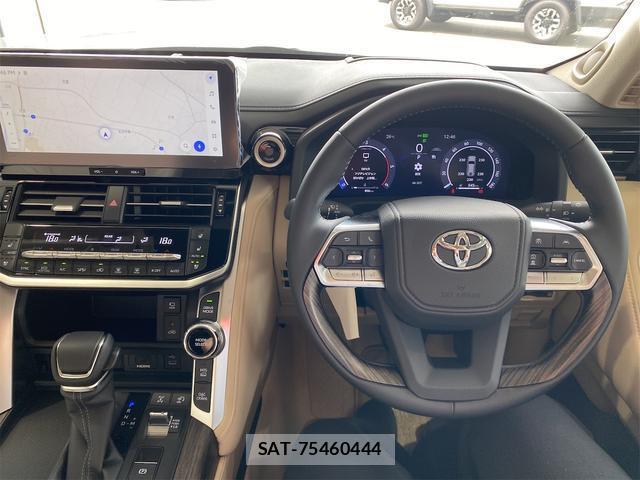 Toyota LAND CRUISER 2025-05 7936945-14