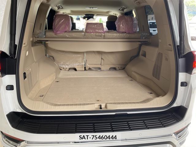 Toyota LAND CRUISER 2025-05 7936945-17