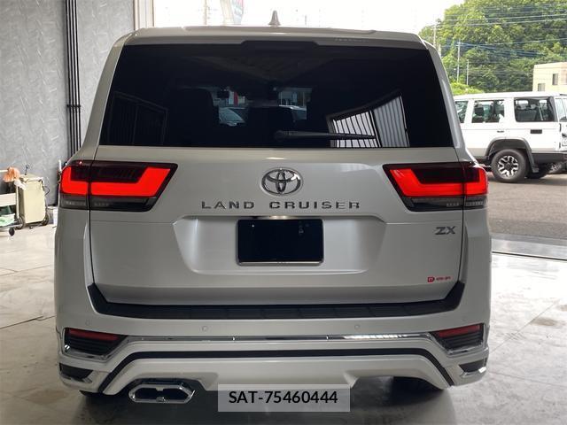 Toyota LAND CRUISER 2025-05 7936945-2