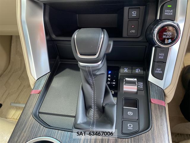 Toyota LAND CRUISER 2026-05 7936947-10