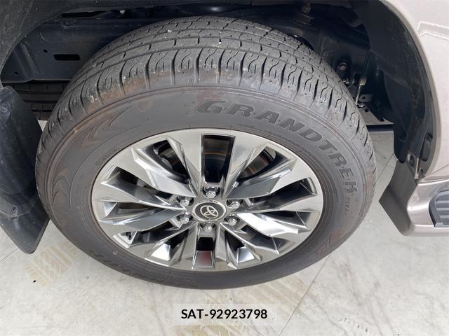 Toyota LAND CRUISER 2025-09 7936948-19