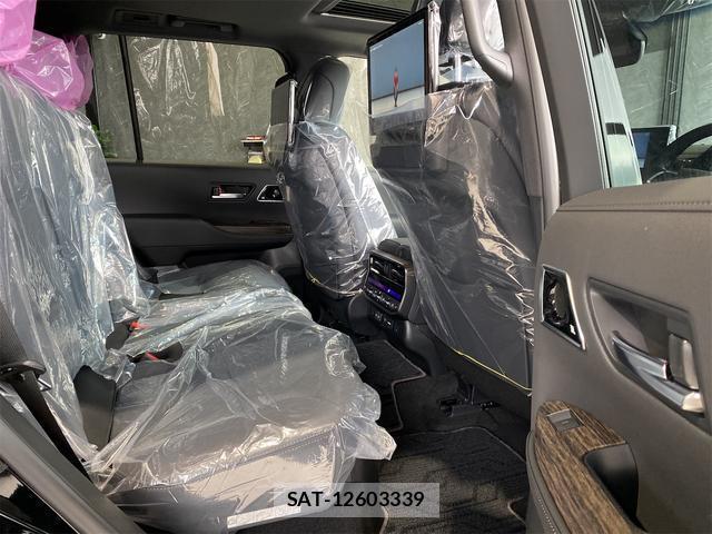 Toyota LAND CRUISER 2026-06 7936949-13