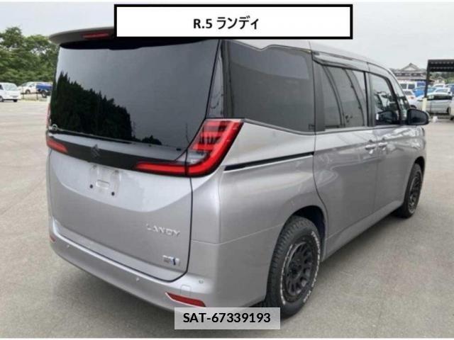 Suzuki LANDY 2023-06 7935695-1