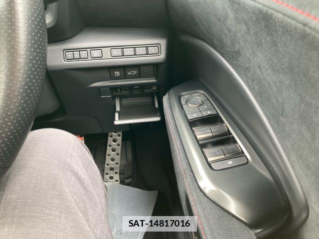 Lexus LBX 2025-09 7934683-11