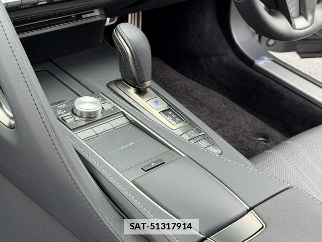 Lexus LC 2022-11 7936953-18