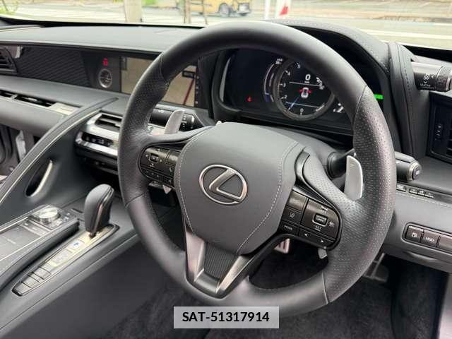 Lexus LC 2022-11 7936953-4