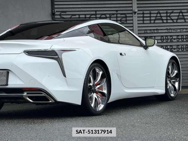 Lexus LC 2022-11 7936953-8