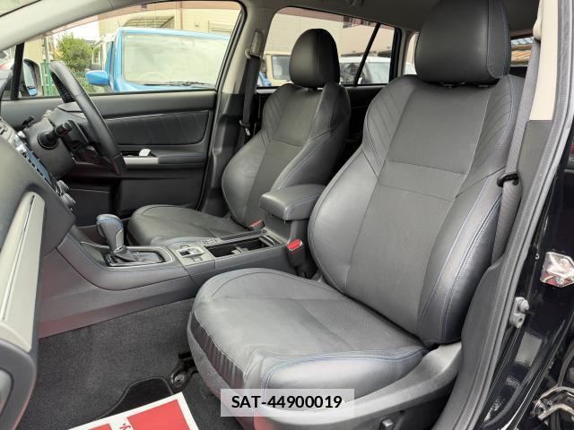 Subaru LEVORG 2018-03 7935284-7