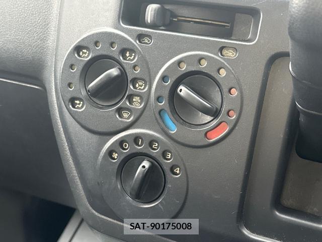 Toyota LITEACE TRUCK 2008-06 7935793-4