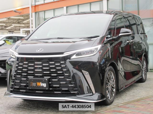 Lexus LM 2025-03 7934942-0