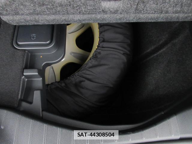 Lexus LM 2025-03 7934942-7