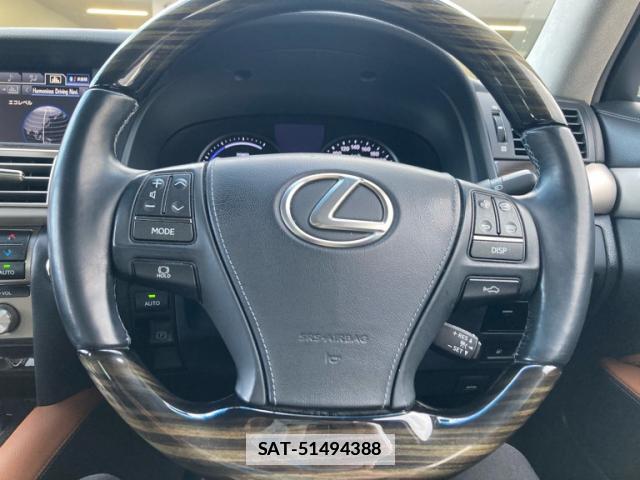 Lexus LS 2013-03 7934699-18