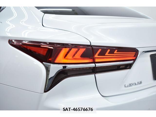 Lexus LS 2018-12 7935275-5