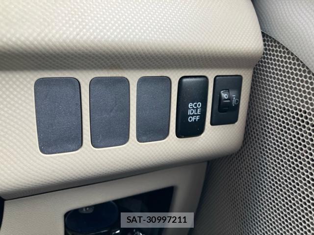 Subaru LUCRA 2013-09 7934927-14