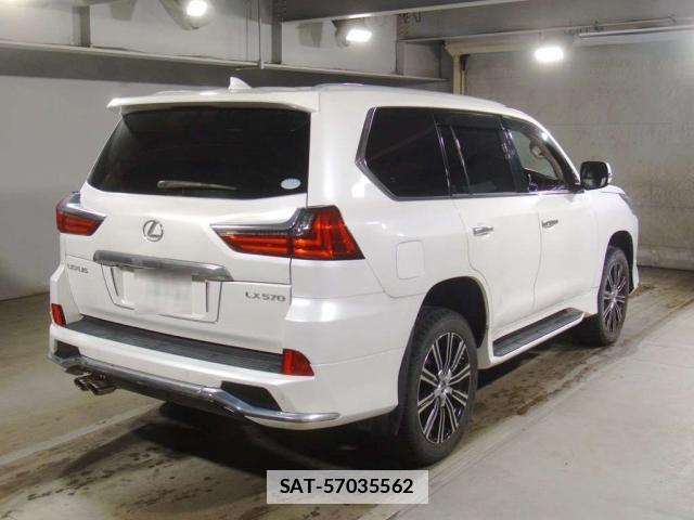 Lexus LX 2018-02 7933859-1