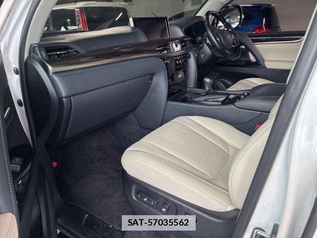 Lexus LX 2018-02 7933859-8