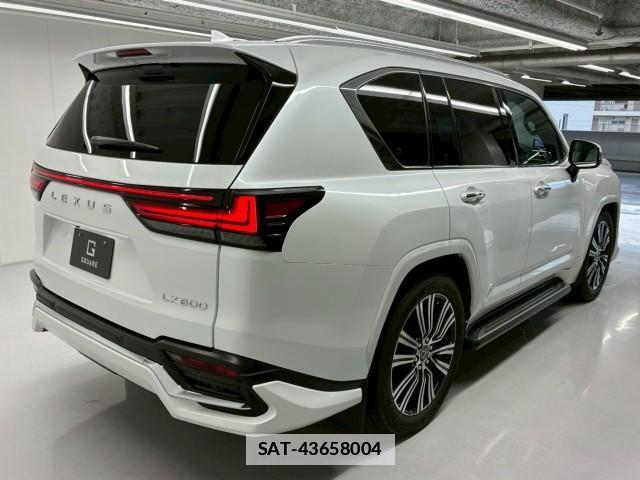 Lexus LX 2023-03 7935083-11