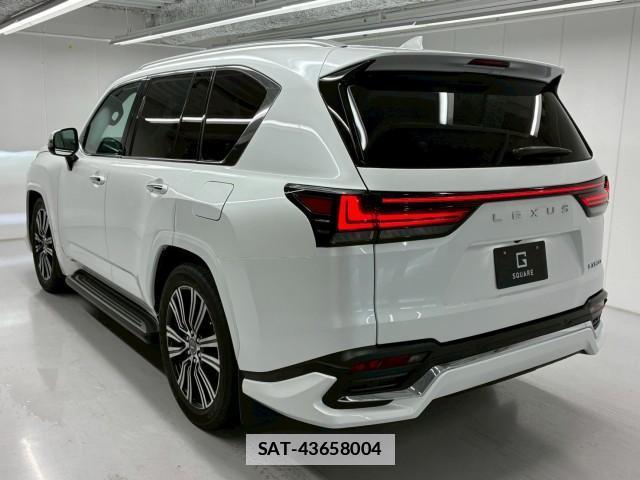 Lexus LX 2023-03 7935083-12